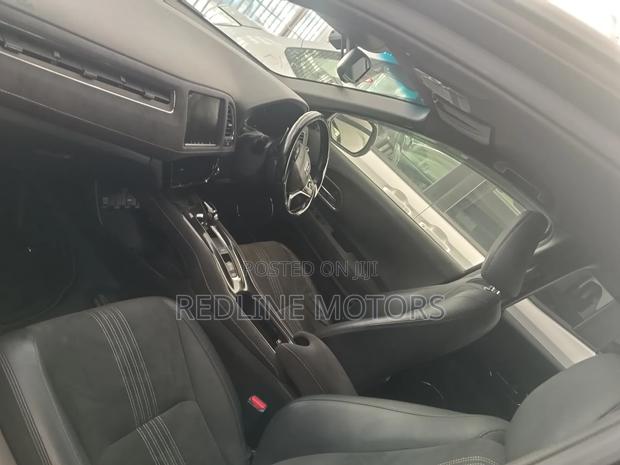 Honda Vezel 2018 Black