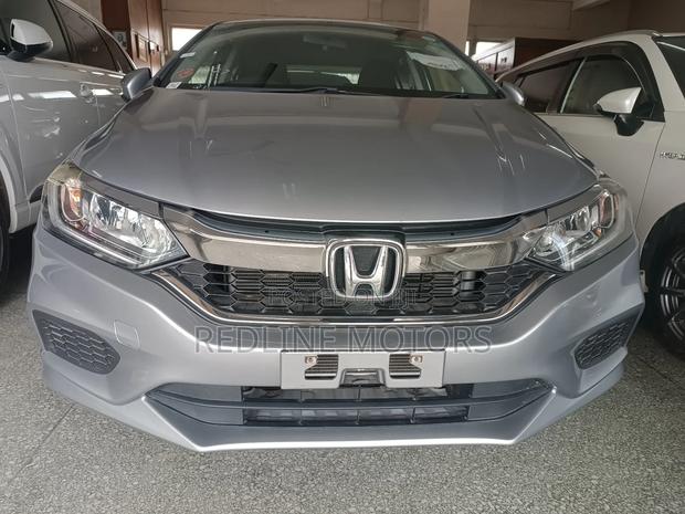 Honda Grace 2018 Silver