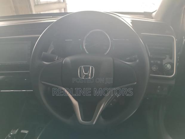 Honda Grace 2018 Silver