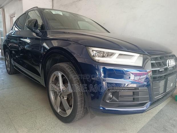 Audi Q5 2018 Blue