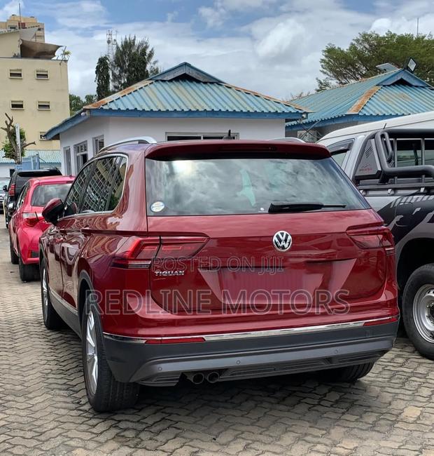 Volkswagen Tiguan 2019 Red