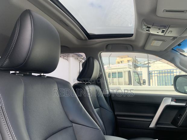 Toyota Land Cruiser Prado 2.8 2018 Off white