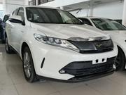 Toyota Harrier 2.5 Hybrid 4WD 2019 White for sale