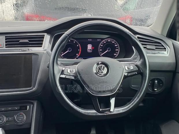 Volkswagen Tiguan 2018 Black