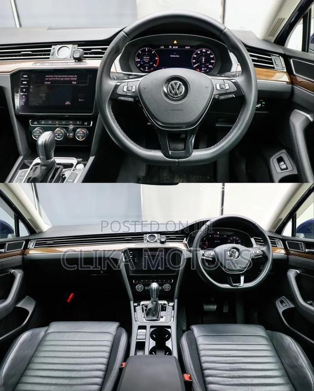 Volkswagen Passat 2018 Blue