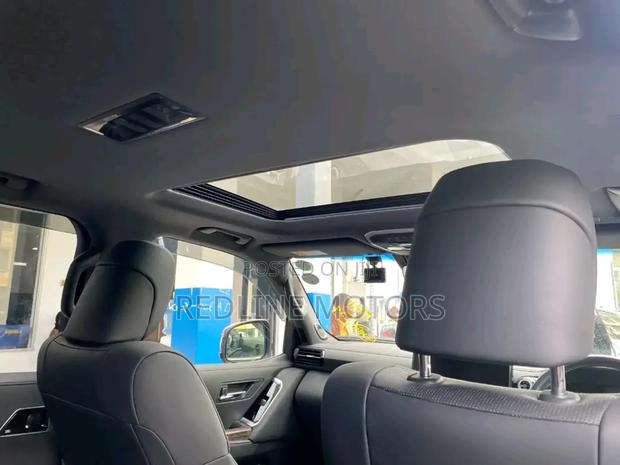 Toyota Land Cruiser 4.6 V8 ZX 2020 Black