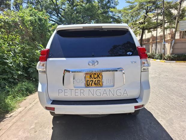 Toyota Land Cruiser Prado 2.7 i 2010 White