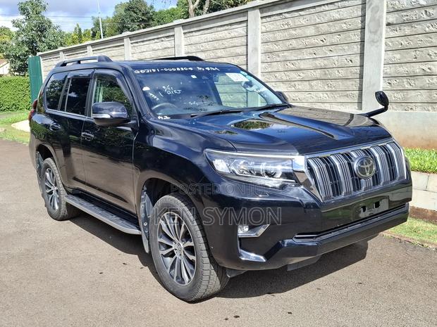 Toyota Land Cruiser Prado 2.8 2019 Matt Black