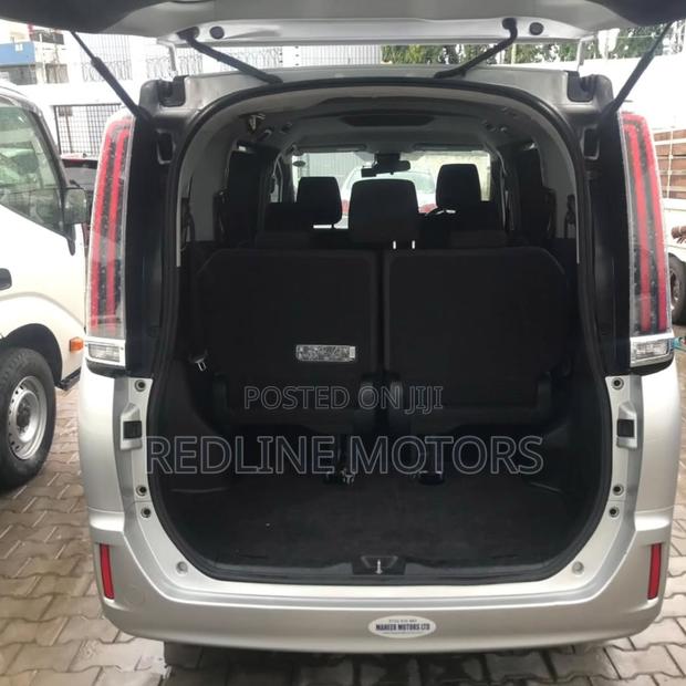Toyota Noah 2.0 AWD (7 Seater) 2019 Silver