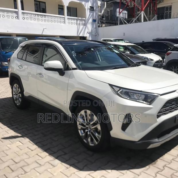 Toyota RAV4 Limited FWD 2020 White