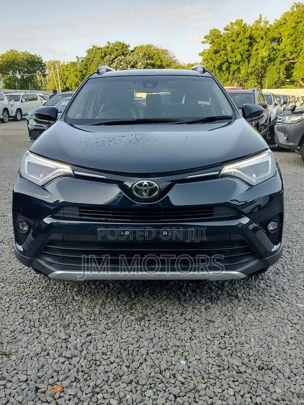 Toyota RAV4 2018 Green