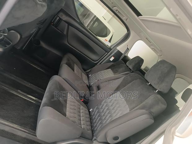Toyota Vellfire 2018 White