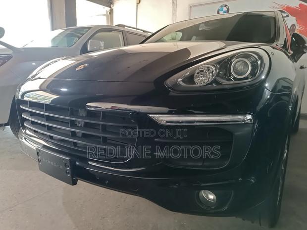 Porsche Cayenne 2018 Black
