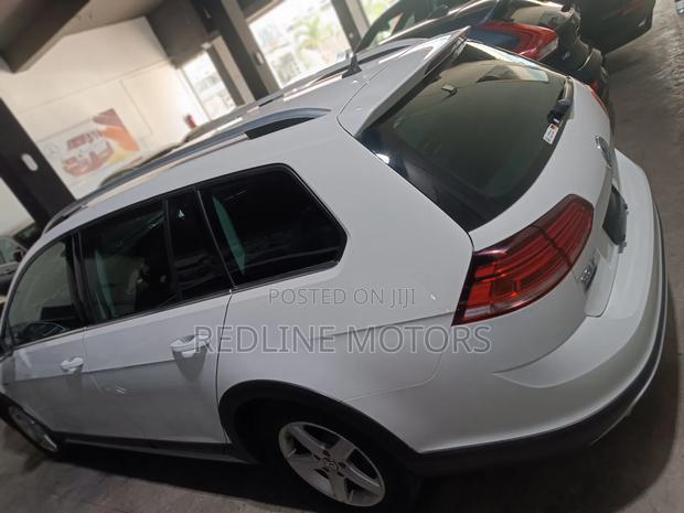 Volkswagen Golf Alltrack TSI S AWD 4MOTION 2018 White