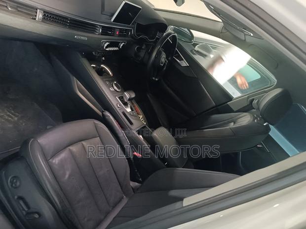 Audi A4 2.0T Tech Premium AWD quattro 2018 Pearl