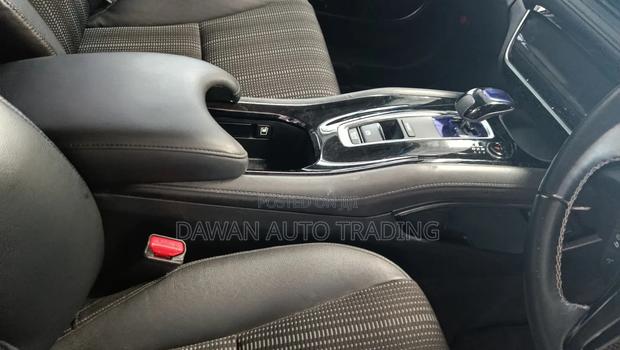 Honda Vezel 2018 White