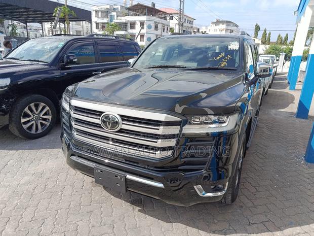 Toyota Land Cruiser 3.5 Petrol 4WD 2021 Black
