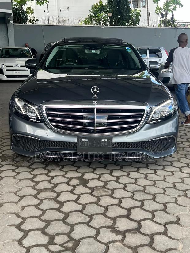 Mercedes-Benz E400 2018 Gray