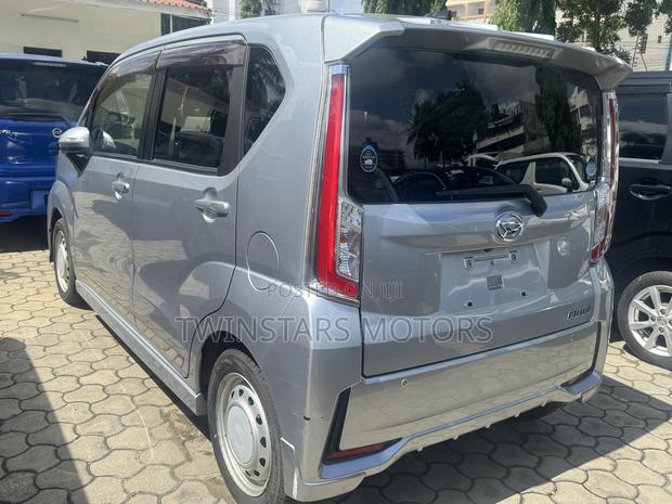 Daihatsu Move 2021 Silver