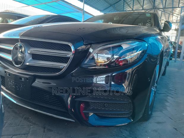 Mercedes-Benz E200 2018 Black