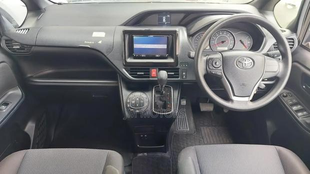 Toyota Voxy 2019 Black