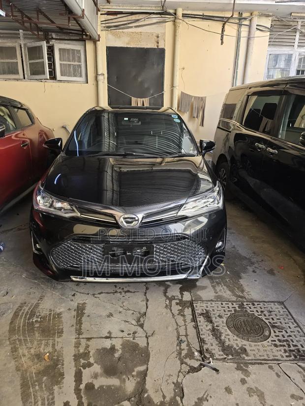 Toyota Corolla Fielder 2018 Matt Black
