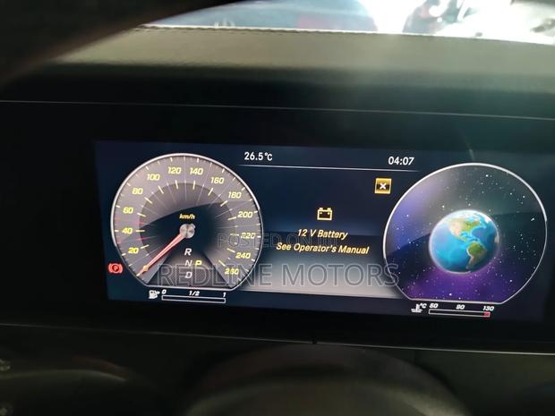 Mercedes-Benz E200 2018 Black