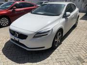 Volvo V40 2018 Off white for sale