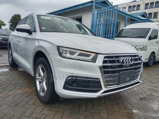 Audi Q5 2.0T Premium AWD quattro 2019 White
