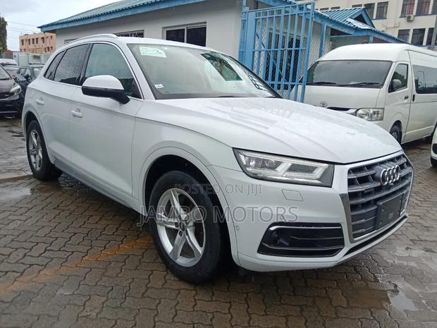 Audi Q5 2.0T Premium AWD quattro 2019 White