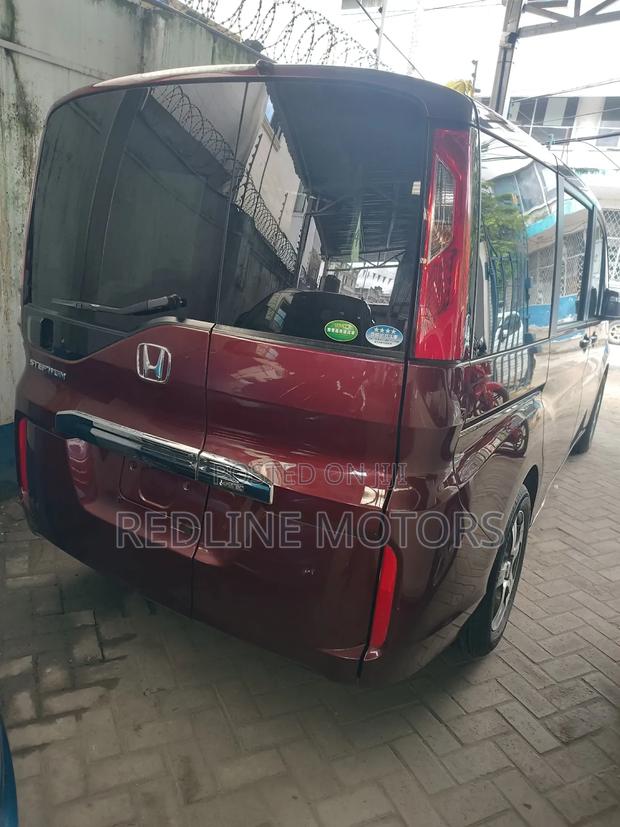 Honda Stepwgn 2018 Red