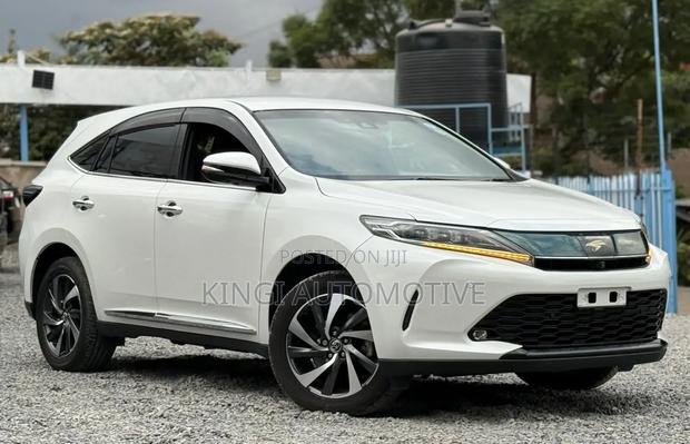 Toyota Harrier 2.0 Turbo 4WD 2018 White