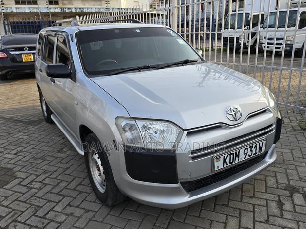 Toyota Probox 2016 Silver