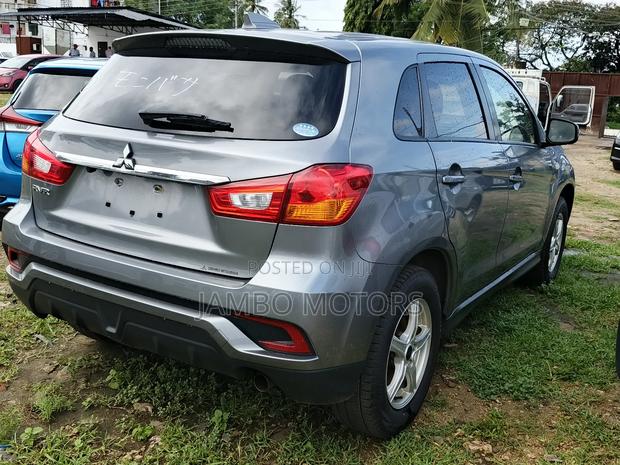 Mitsubishi RVR 2018 Gray