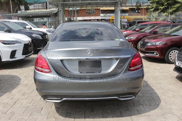 Mercedes-Benz C200 2018 Gray