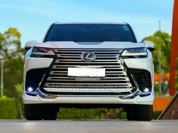 Lexus LX 2023 White