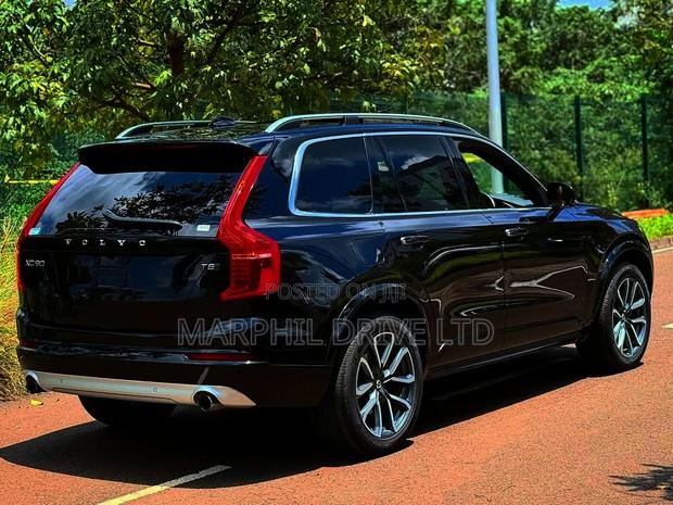 Volvo XC90 T5 R-Design AWD 2018 Black