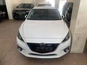 Mazda Axela 2015 White for sale