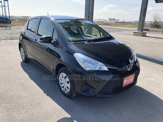 Toyota Vitz 1.0 FWD 5dr 2018 Black