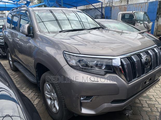 Toyota Land Cruiser Prado 2.7 2018 Ivory