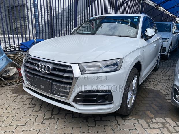 Audi Q5 2.0T Premium AWD quattro 2018 Off white