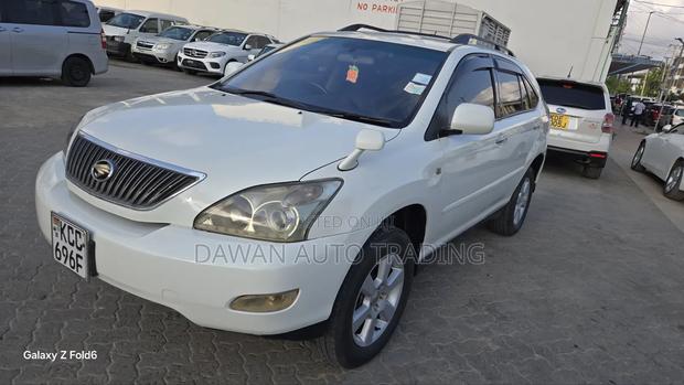 Toyota Harrier 2009 White