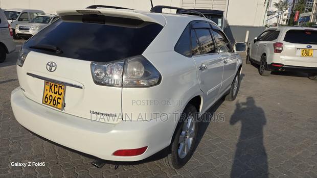 Toyota Harrier 2009 White
