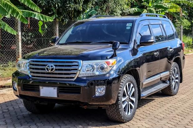 Toyota Land Cruiser 4.6 V8 ZX 2015 Black