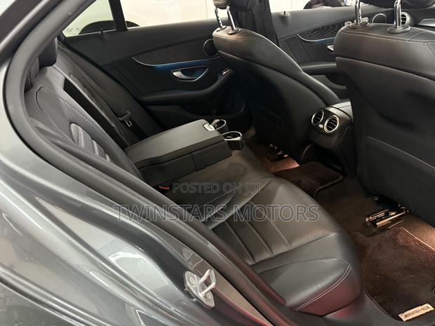Mercedes-Benz C200 2018 Gray