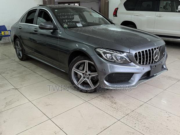 Mercedes-Benz C200 2018 Gray