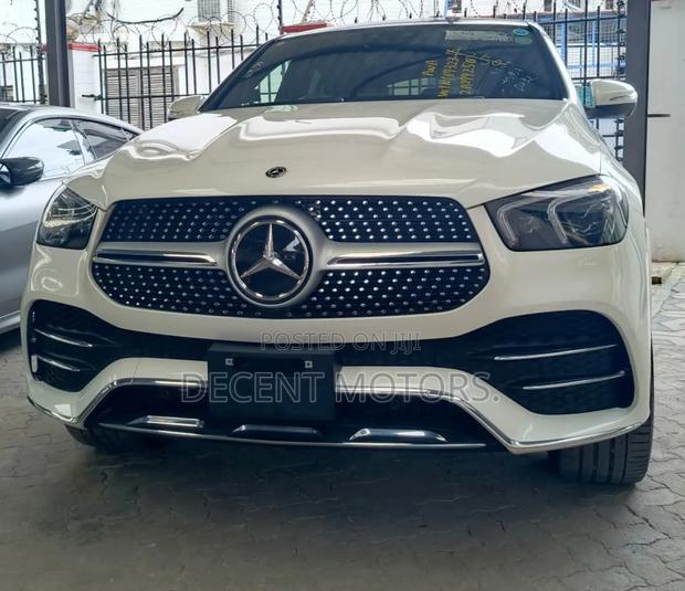Mercedes-Benz GLE-Class GLE 400d 4MATIC 2020 White