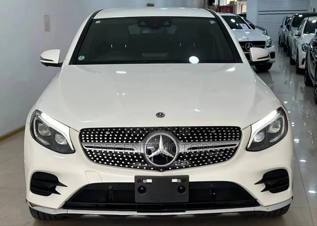 Mercedes-Benz GLC-Class 2019 White