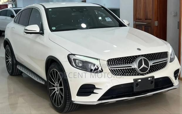 Mercedes-Benz GLC-Class 2019 White