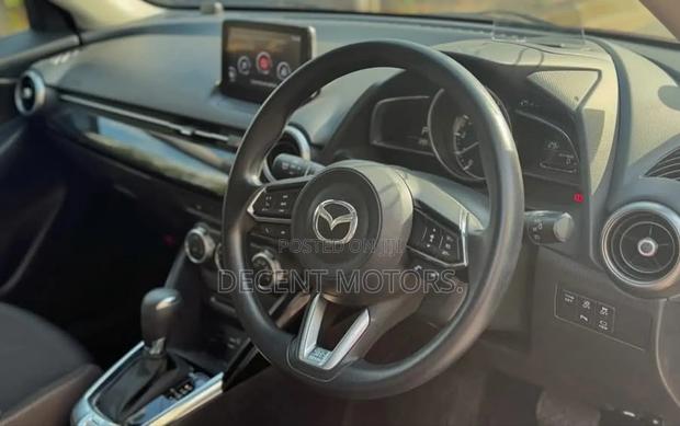 Mazda 2 2019 Red